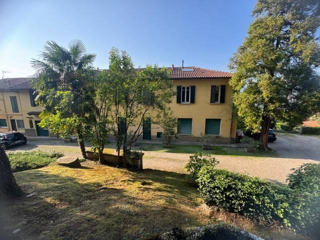 Appartamento in vendita a Biandronno, Varese