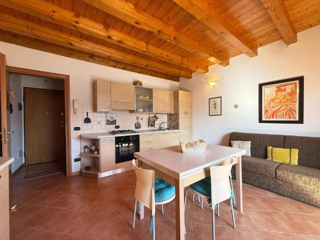 Appartamento in vendita a Bianzano, Lombardia