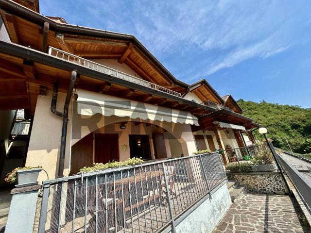 Appartamento in vendita a Bianzano, Lombardia