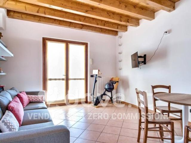 Appartamento in vendita a Bianzano, Lombardia
