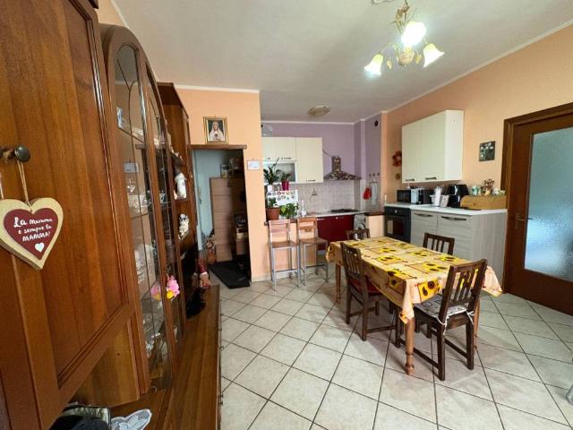 Appartamento in vendita a Piemonte, Vercelli