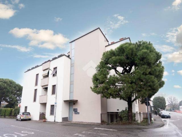 Appartamento in vendita a Biassono, Lombardia