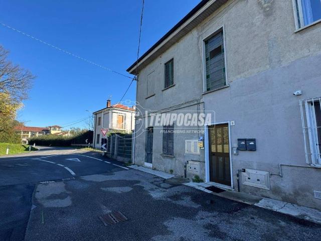 Appartamento in vendita a Macherio, Lombardia