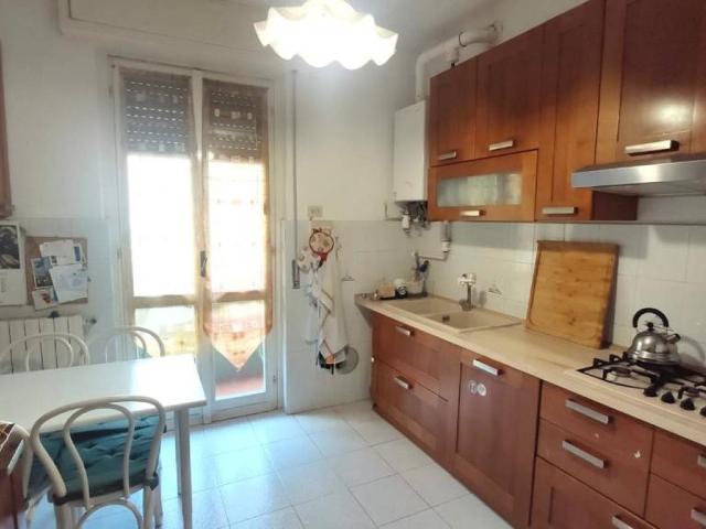 Appartamento in vendita a Biassono, Lombardia