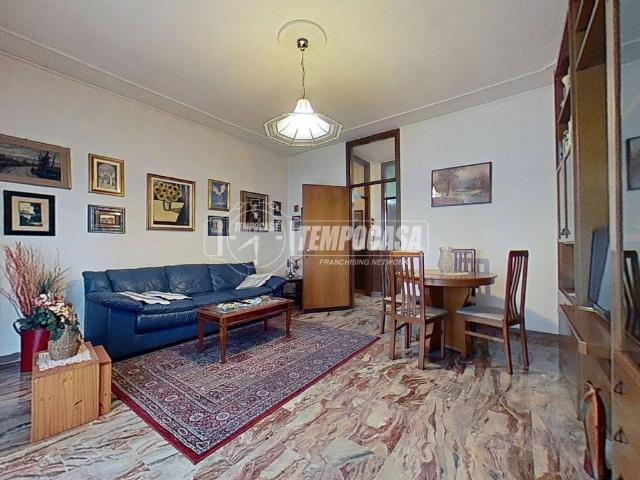 Appartamento in vendita a Biassono, Lombardia