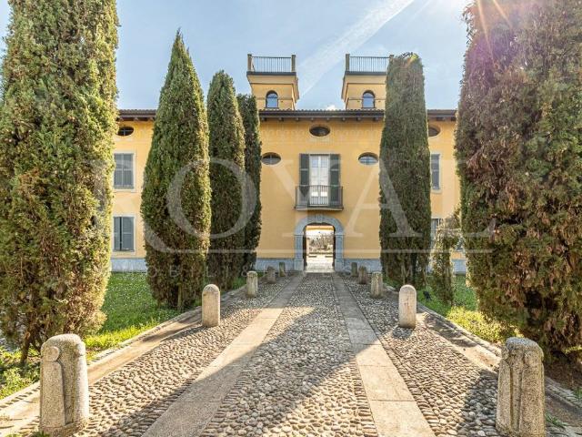 Appartamento in vendita a Cascina Molino, Biassono
