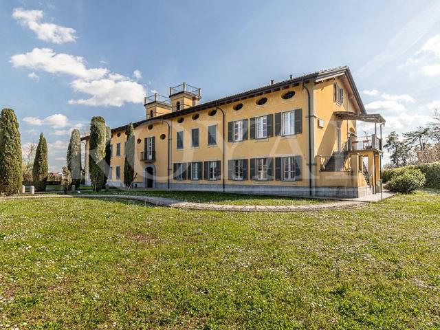 Appartamento in vendita a Cascina Molino, Biassono