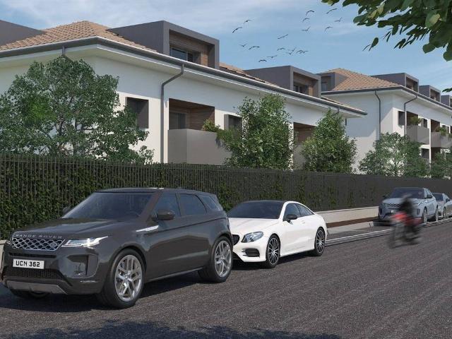 Appartamento in vendita a Biassono, Lombardia