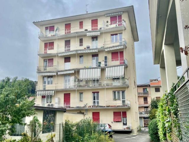 Appartamento in vendita a Prato, Piemonte