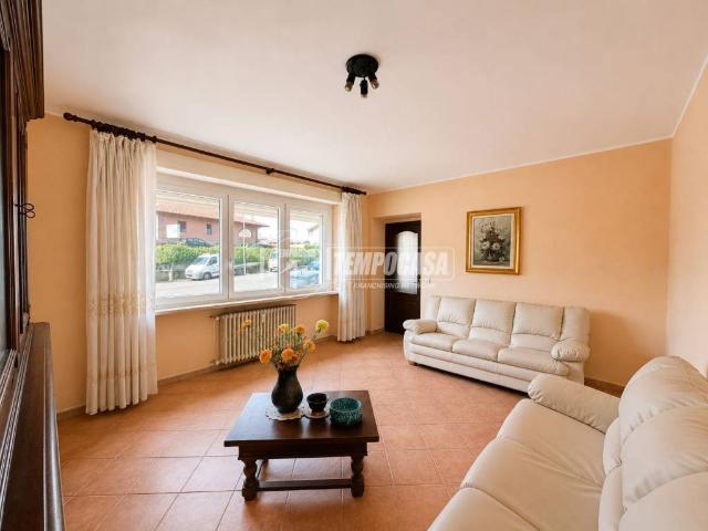 Appartamento in vendita a Prato, Piemonte