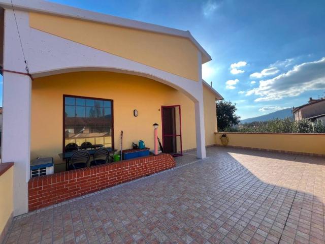 Appartamento in vendita a Bientina, Toscana