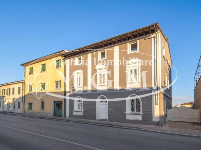 Appartamento in vendita a Bientina, Toscana