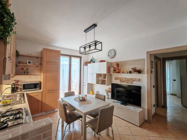 Appartamento in vendita a Monello, Binago