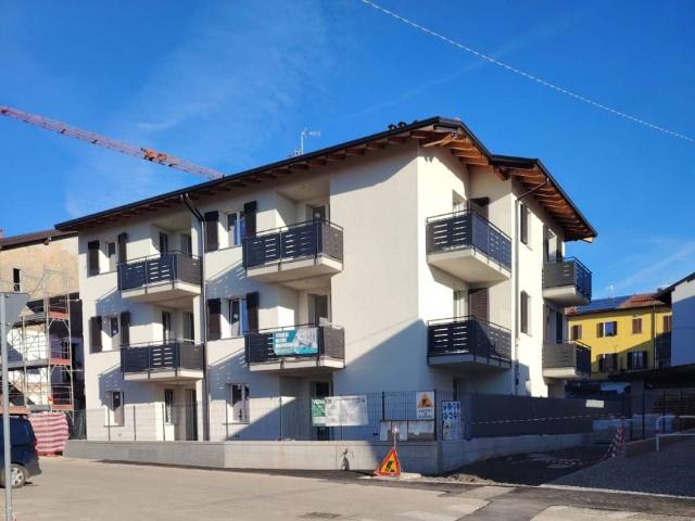 Appartamento in vendita a Monello, Binago