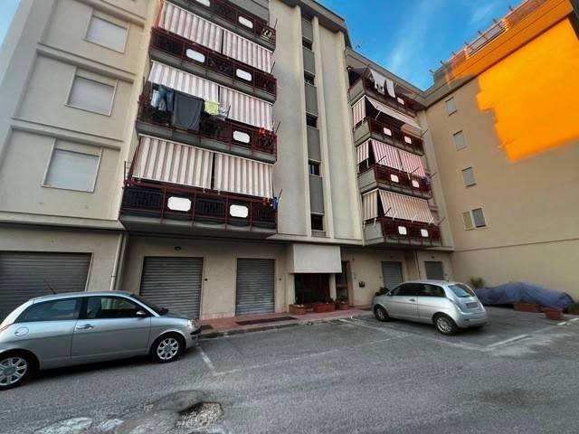 Appartamento in vendita a Puglia, Barletta-andria-trani