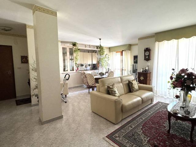 Appartamento in vendita a Puglia, Barletta-andria-trani