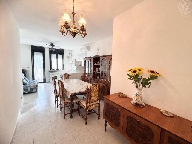 Appartamento in vendita a Puglia, Barletta-andria-trani