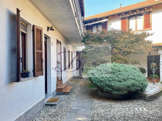 Appartamento in vendita a Ronco, Bisuschio