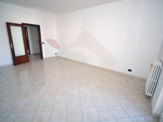 Appartamento in vendita a Puglia, Bari