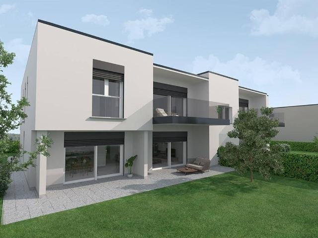 Appartamento in vendita a Bizzarone, Lombardia