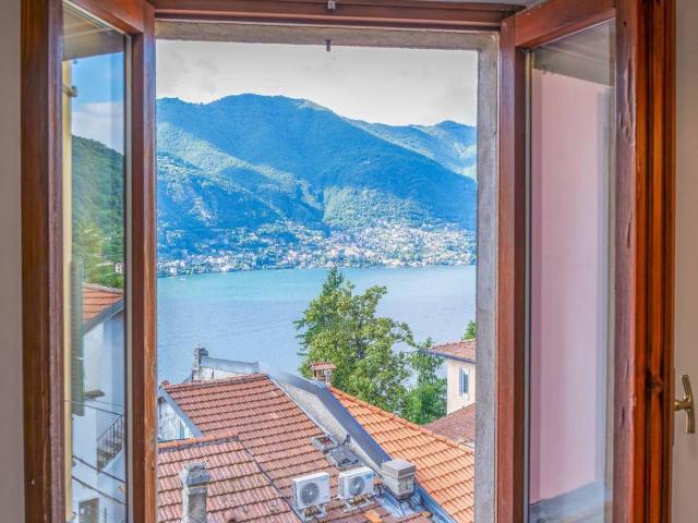 Appartamento in vendita a Blevio, Como