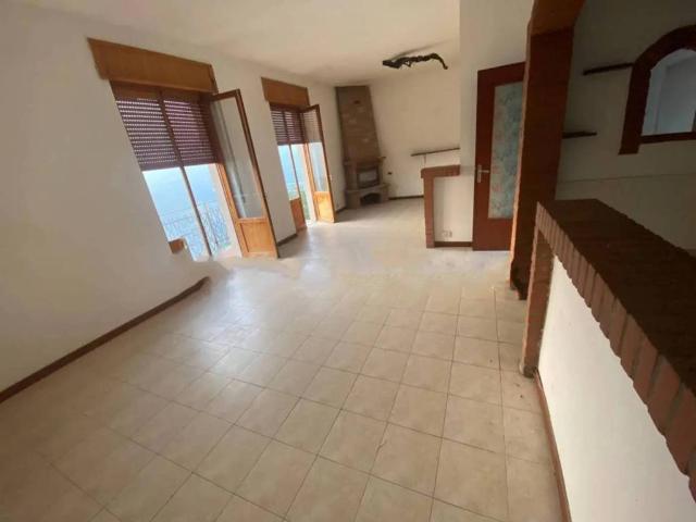 Appartamento in vendita a Bobbio, Reggio Emilia