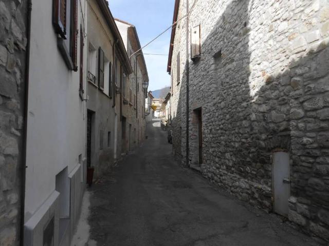 Appartamento in vendita a Bobbio, Reggio Emilia