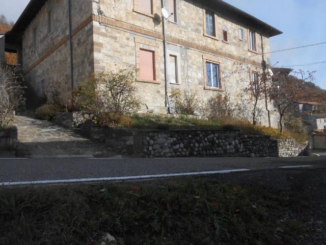 Appartamento in vendita a Bobbio, Reggio Emilia