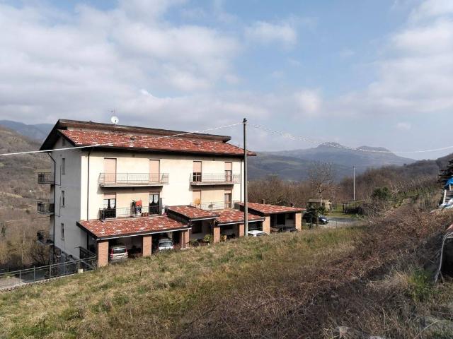 Appartamento in vendita a Bobbio, Reggio Emilia
