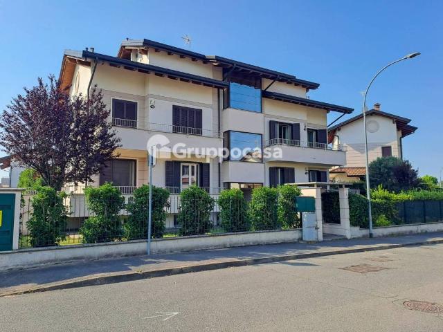 Appartamento in vendita a Boffalora Sopra Ticino, Lombardia