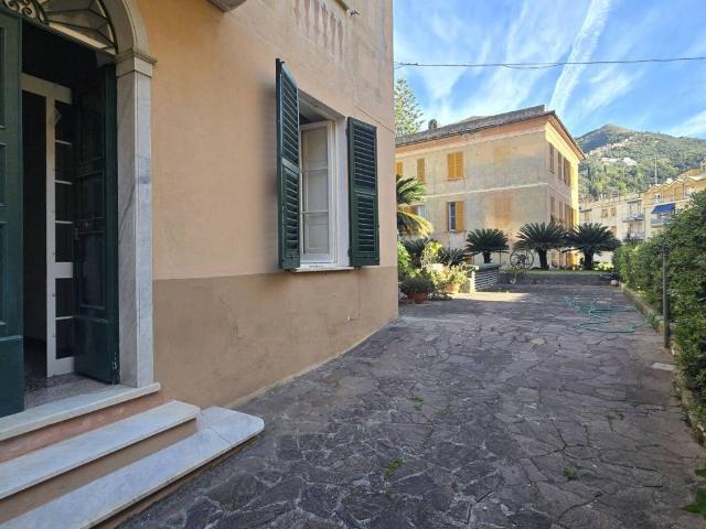 Appartamento in vendita a Bogliasco, Liguria