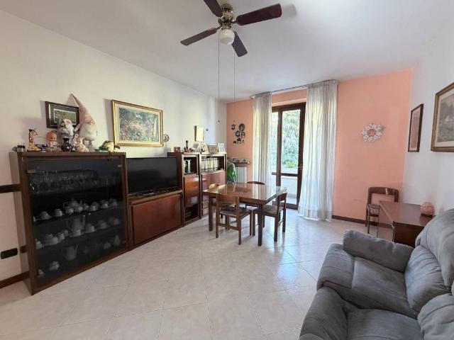 Appartamento in vendita a Cascina Corridori, Bollate