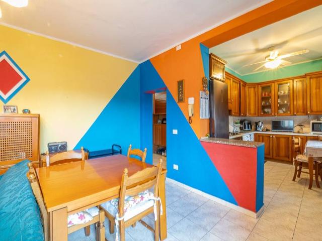 Appartamento in vendita a Bollate, Lombardia