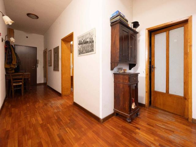 Appartamento in vendita a San Donato-San Vitale, Bologna