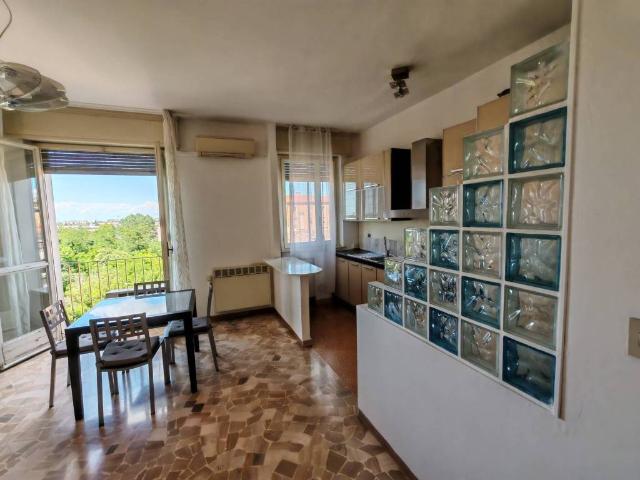 Appartamento in vendita a Porto-Saragozza, Bologna