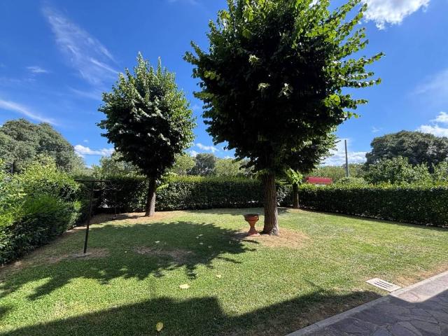 Appartamento in vendita a Bologna, Reggio Emilia