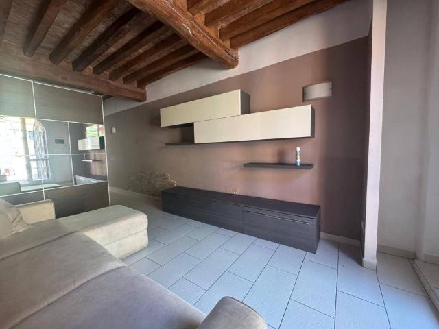 Appartamento in vendita a Quartiere Navile, Bologna