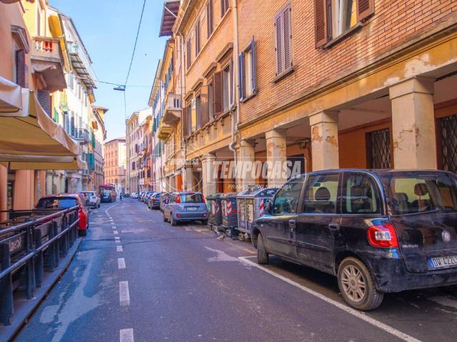 Appartamento in vendita a Santo Stefano, Bologna