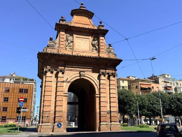 Appartamento in vendita a Porto-Saragozza, Bologna