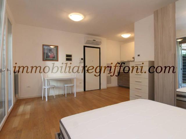 Appartamento in vendita a Massarenti, Bologna