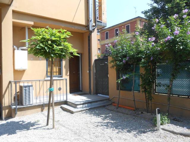 Appartamento in vendita a San Donato-San Vitale, Bologna