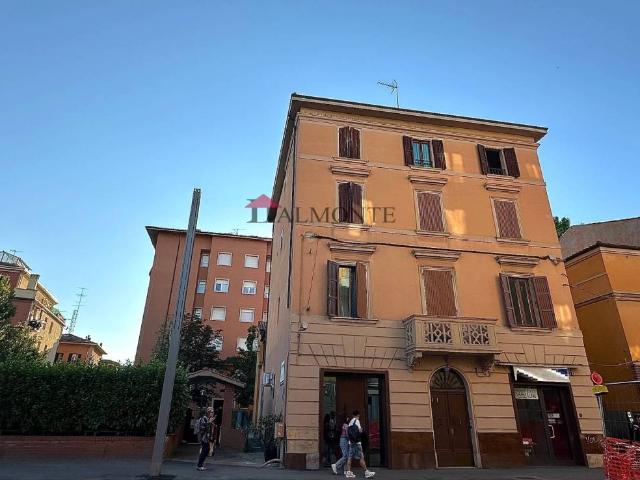 Appartamento in vendita a Quartiere Navile, Bologna
