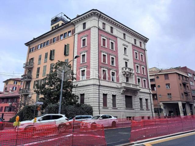 Appartamento in vendita a Porto-Saragozza, Bologna