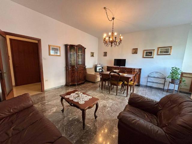 Appartamento in vendita a Quartiere Navile, Bologna