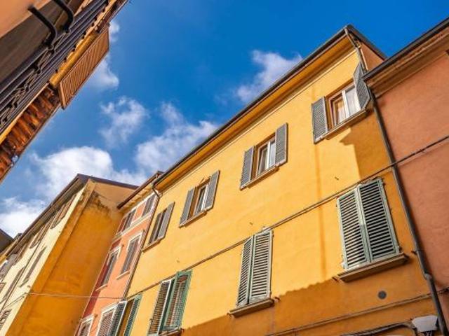 Appartamento in vendita a Porto-Saragozza, Bologna