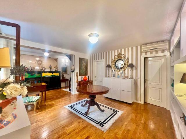 Appartamento in vendita a Porto-Saragozza, Bologna