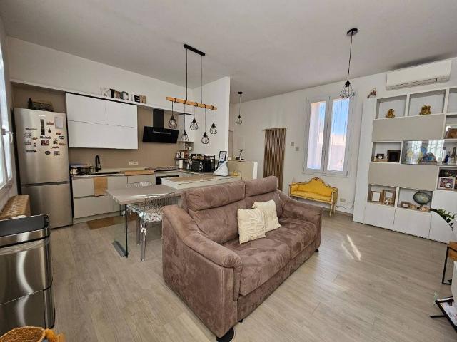 Appartamento in vendita a Porto-Saragozza, Bologna
