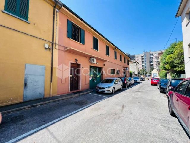 Appartamento in vendita a Porto-Saragozza, Bologna