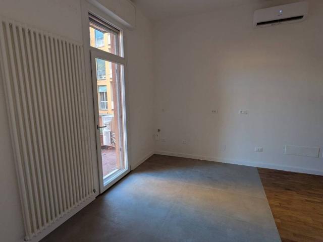 Appartamento in vendita a Santo Stefano, Bologna