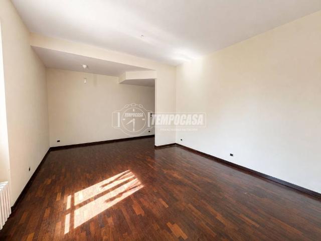 Appartamento in vendita a Quartiere Navile, Bologna
